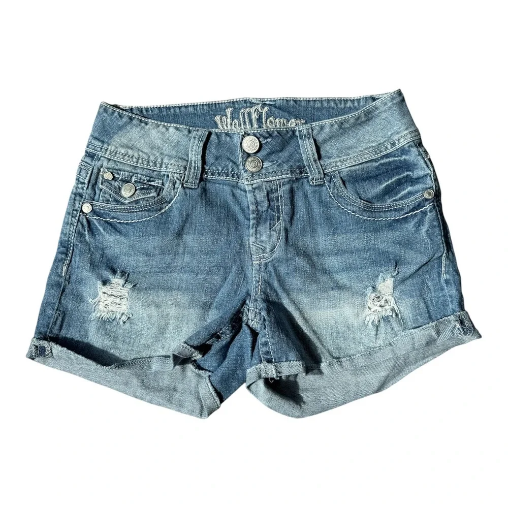 Y2K Wallflower Embroidered Rhinestone Jean Shorts‎ 3 Distressed Stretch Western